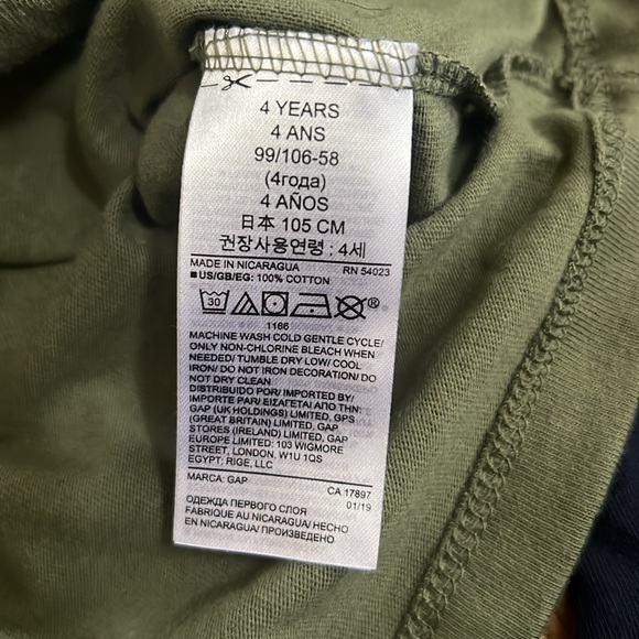 Gap NWT T-shirt lot of 2.  Olive & Navy Short Sleeve Pocket Tees - Picture 4 of 10